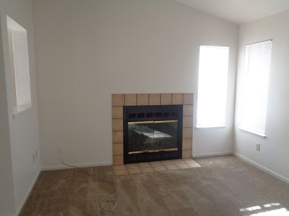 2nd image of 1801 Marshall Rd APT 1002