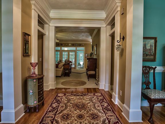 2nd image of 1417 White Star Ln