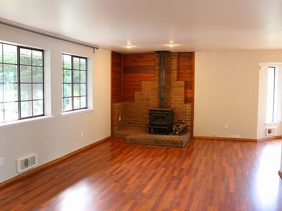 5th image of 4303 174th Pl NW