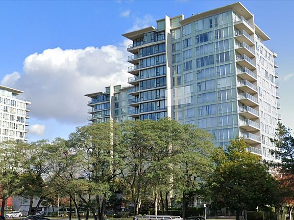 2nd image of 5088 Kwantlen St #605