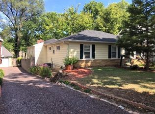 910 Evans Ave, Saint Louis, MO