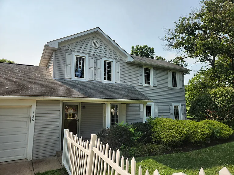 338 Thomas Rd — Photo 2
