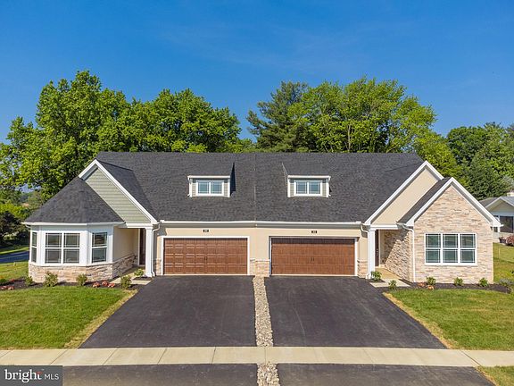 3rd image of 200 Bellaride Ln #1