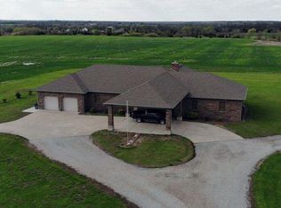 918 E 640th Ave, Arma, KS 66712