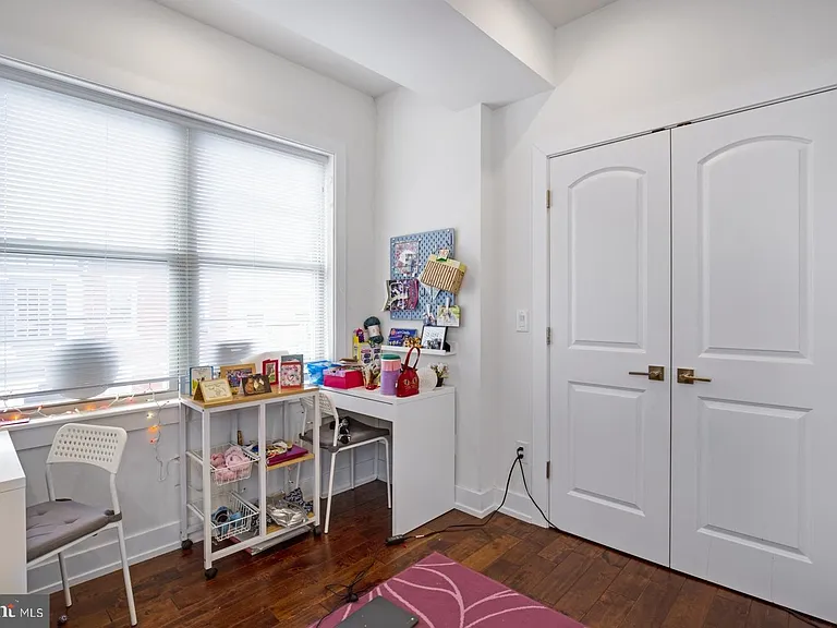1259 S 29th St — Photo 14