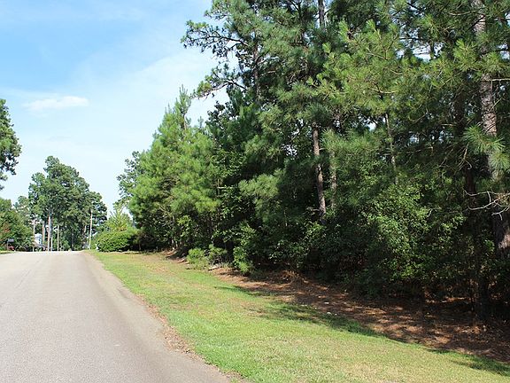 4th image of 1018 Pleasant Valley Dr