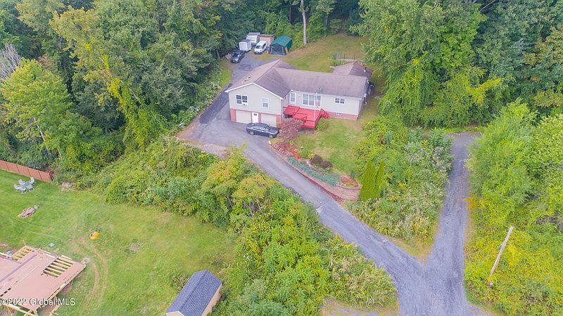 2nd image of 77 Canal Road