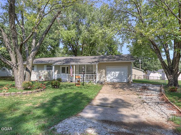 4th image of 1209 Craig Dr