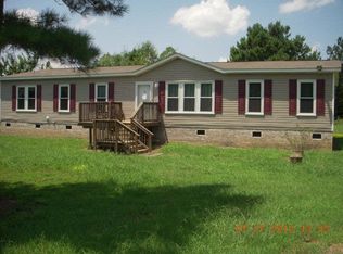 23 Punch Bowl Rd, Hobbsville, NC 27946