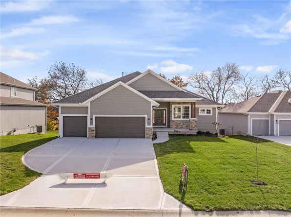 19367 W 114th Ter, Olathe, KS 66061