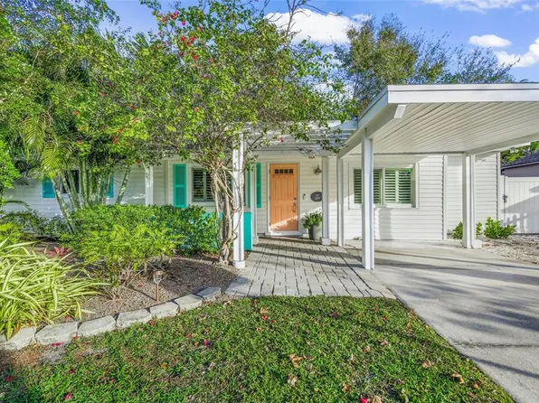 2667 Sydelle St, Sarasota, FL 34237