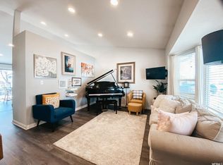 1231 W Wimbledon Ridge Ln, West Jordan, UT 84084