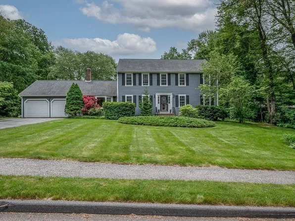 4 Phylmor Dr, Westborough, MA 01581