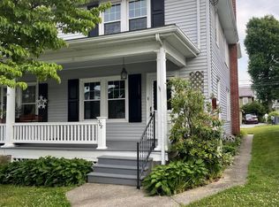 308 E New St, Lititz, PA 17543