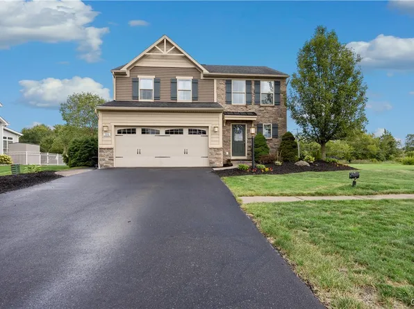 100 Norbert Pl, Minoa, NY 13116