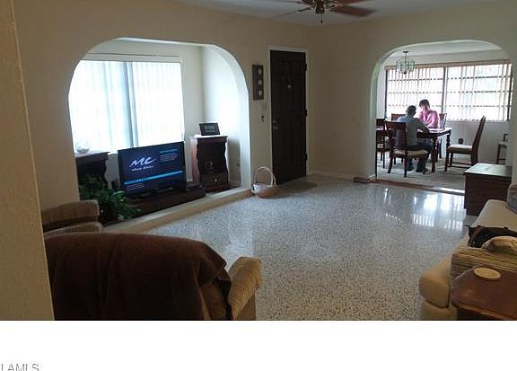 2nd image of 1550 Winkler Ave
