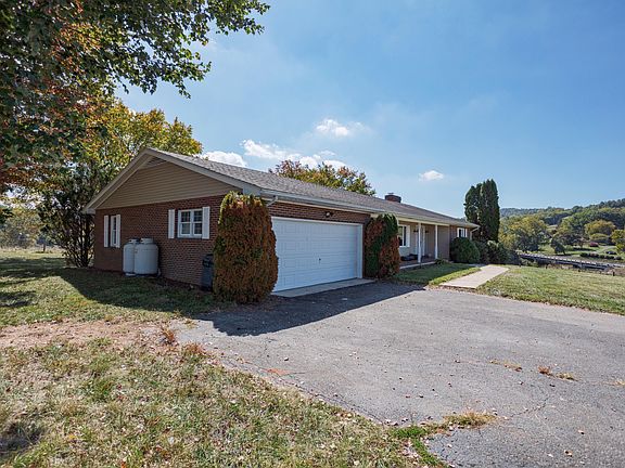 5th image of 2834 Brownsburg Tpke