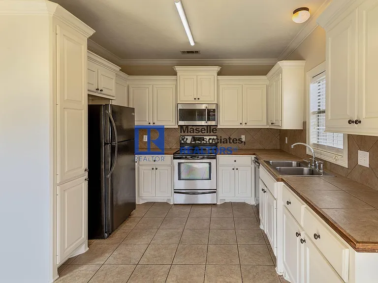125 Mason Way — Photo 11