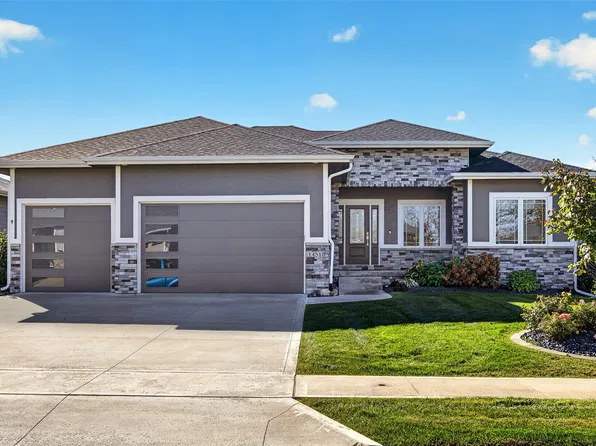 14510 Catalpa Dr, Urbandale, IA 50323
