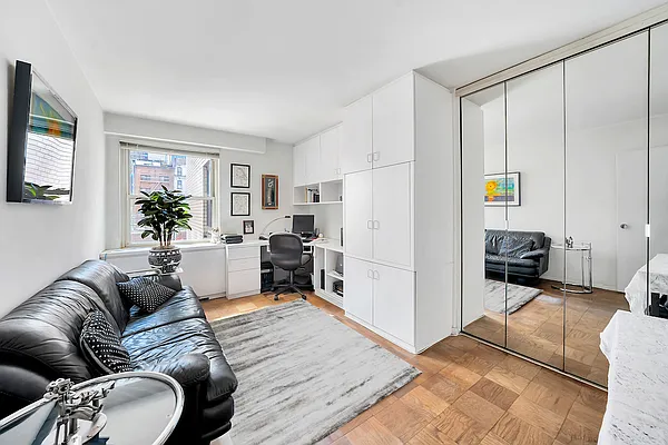 Sold by Corcoran | media 18