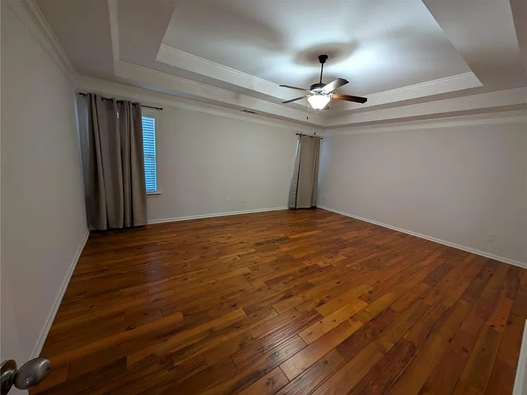 2545 Manor Vw — Photo 12