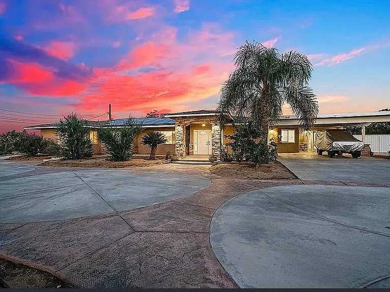 7641 Warren Vista Ave — Photo 1