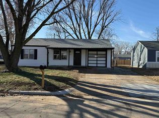 752 Osage Ave, Salina, KS 67401