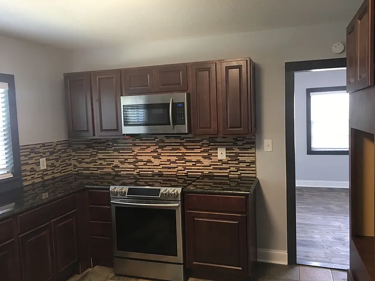 2901 W Main St — Photo 3