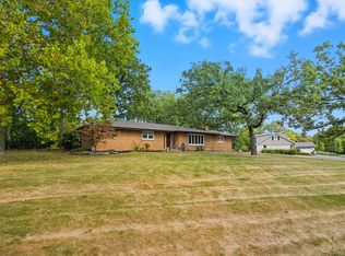 8615 Washington St, Downers Grove, IL 60516