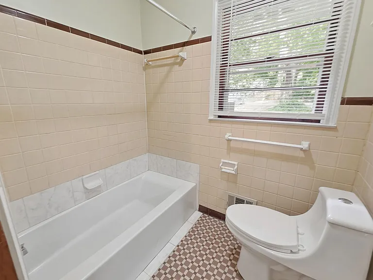 2798 Dearwood Dr SW — Photo 19