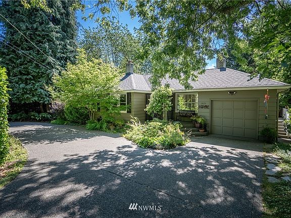4th image of 11825 8th Ave NW