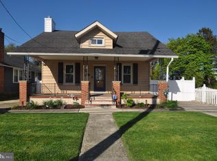 402 Neck Rd, Burlington, NJ 08016