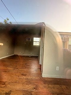 1st image of 554 E 8th St #5