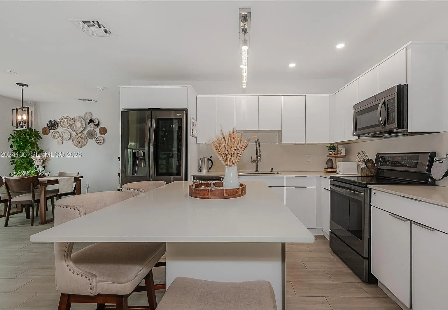 Biscayne Highlands — Photo 2