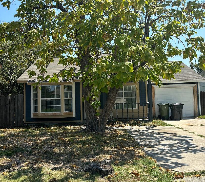 1st image of 5507 Bainbridge Dr