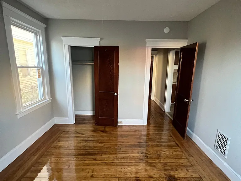 49 Maltby St #1 — Photo 4
