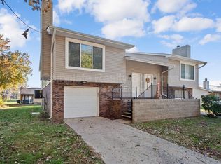 716 Plankway Dr, Belleville, IL