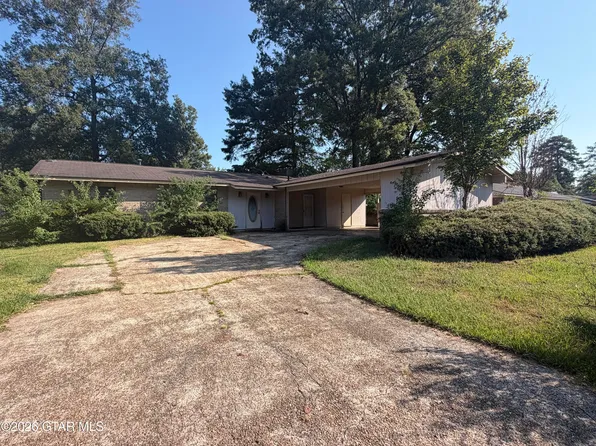2103 Shannon Ave, Columbus, MS 39702