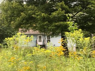 9 Juniper Ln, Sweet Valley, PA 18656