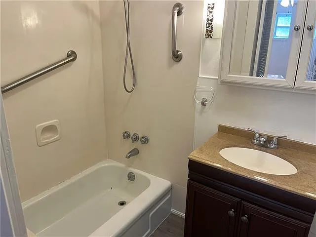 620 Metairie Lawn Dr — Photo 6