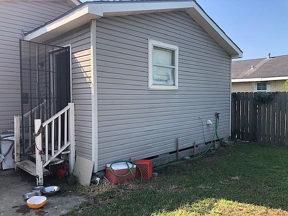 2nd image of 4701 Majestic Oaks Dr