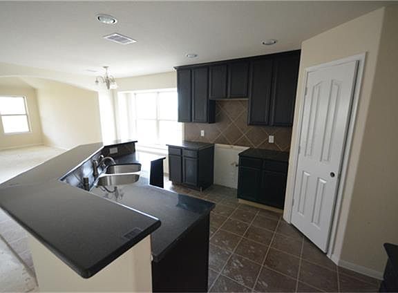5th image of 6543 Capridge Dr
