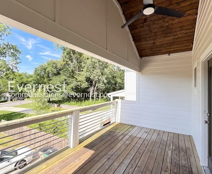 336 Queen Ave — Photo 13