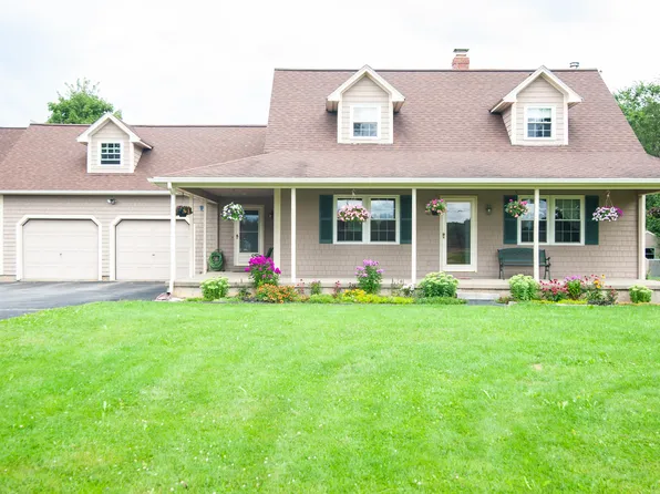 268 Meadow Road, Hampden, ME 04444