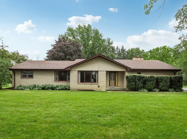 N122W12615 Westwood LANE, Germantown, WI 53022