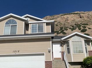 1212 N Lewis Peak Dr, Ogden, UT 84404