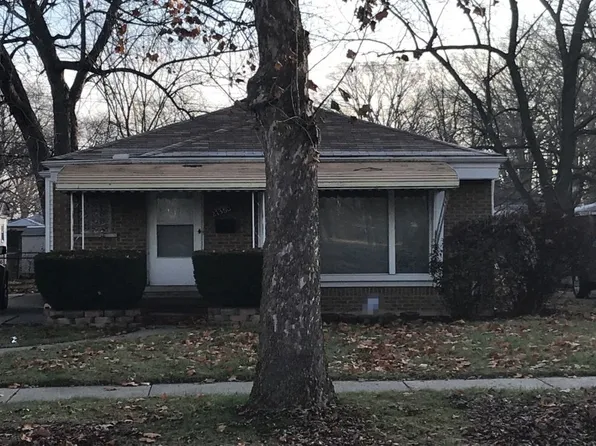 21360 Parklawn St, Oak Park, MI 48237