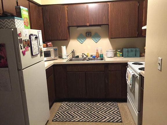 2nd image of 369 E 12th Ave APT E
