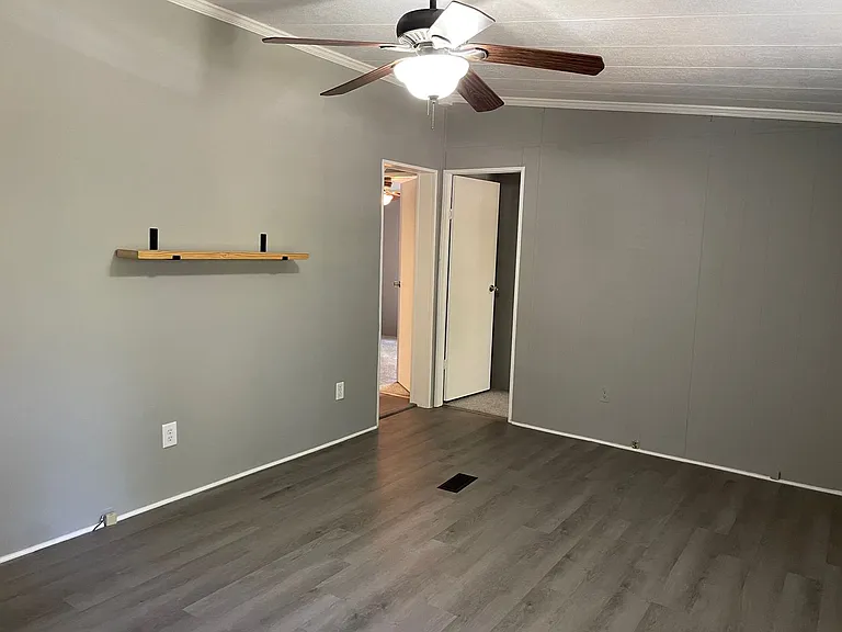 200 Hillcrest Rd — Photo 4