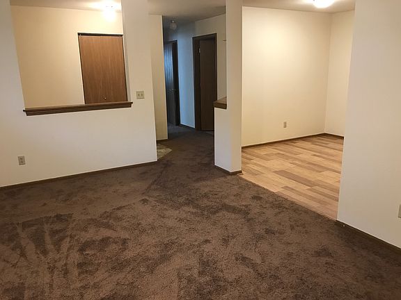 3rd image of 5682 Norfolk Dr APT 4